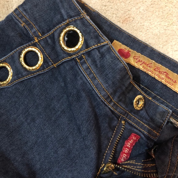 AUTHENTIC APPLE BOTTOMS Jean set - Picture 4 of 7
